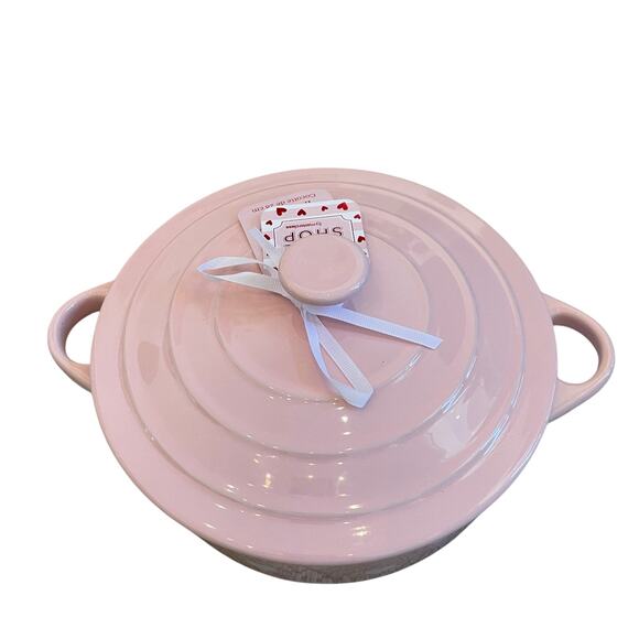 The Bake Shop Hearts Casserole Dish with Lid Valentines Day Pastel Pink New - Picture 6 of 15